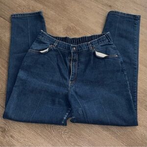 High waisted tapered Levi’s